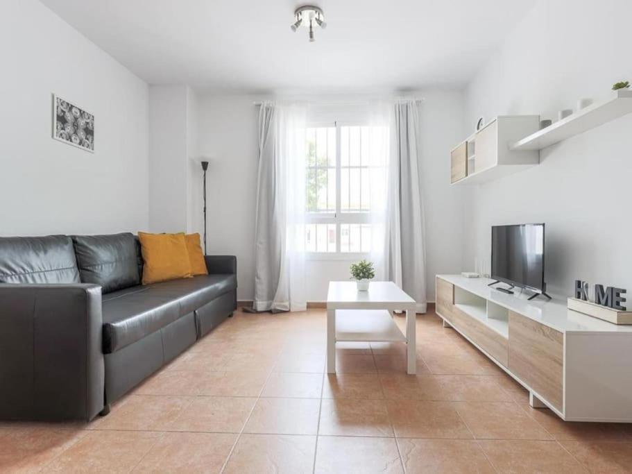 Alojamiento Con Piscina Y Parking En Sevilla La Algaba Exterior foto