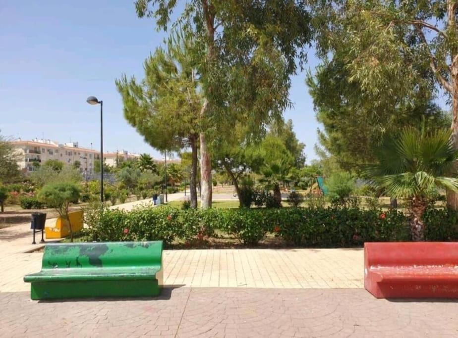 Alojamiento Con Piscina Y Parking En Sevilla La Algaba Exterior foto